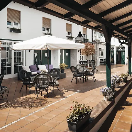 Hotel Freihof am Roland-2