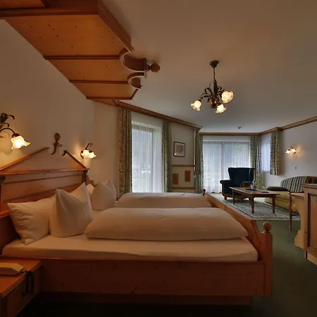 Romantik Resort&SPA Der Laterndl Hof-2