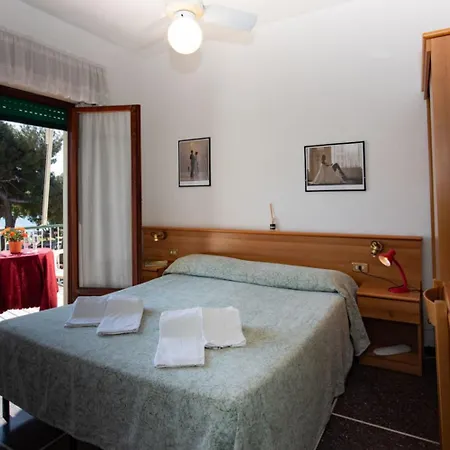 Hotel Tirreno-2