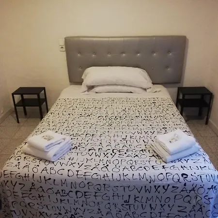 Hostal River-2