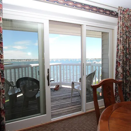 Wellington Resort-3