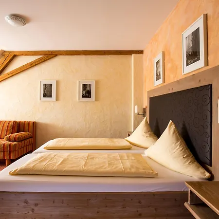 Weinhotel / Gasthaus zur Sonne-2