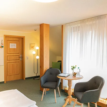 Hotel Elbpromenade-3