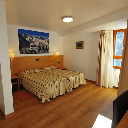 Hotel Lacreu-3