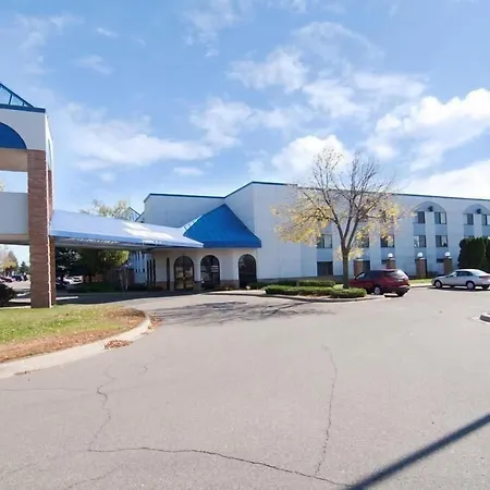 Baymont By Wyndham Shakopee-2