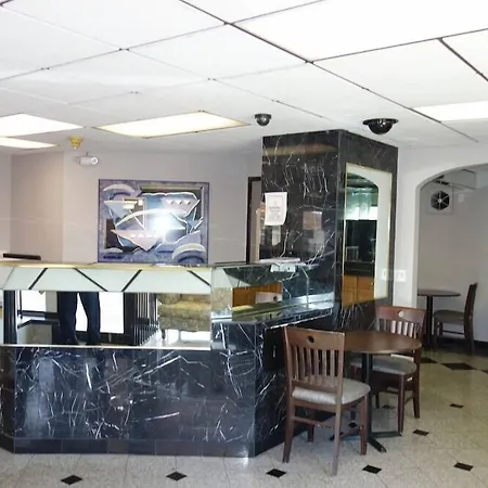 Gurnee Motel-3