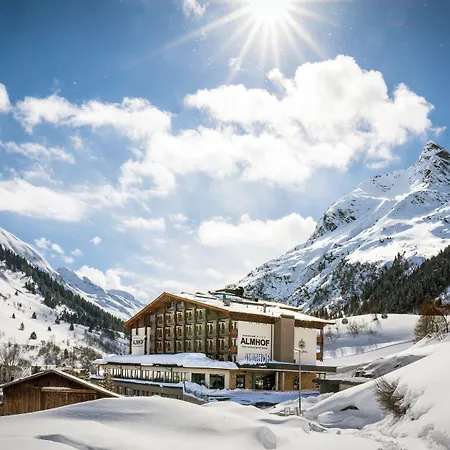 Hotel Almhof-3