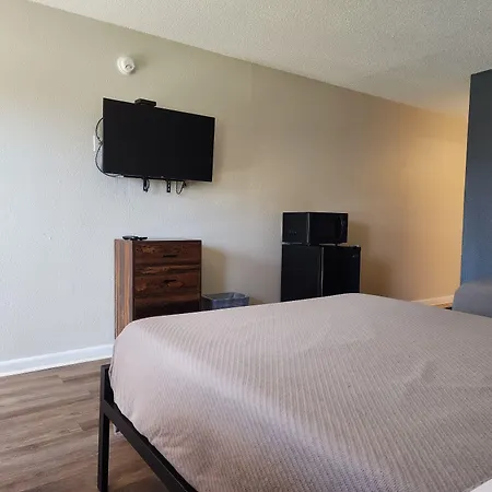 Red Carpet Inn - Houma-2