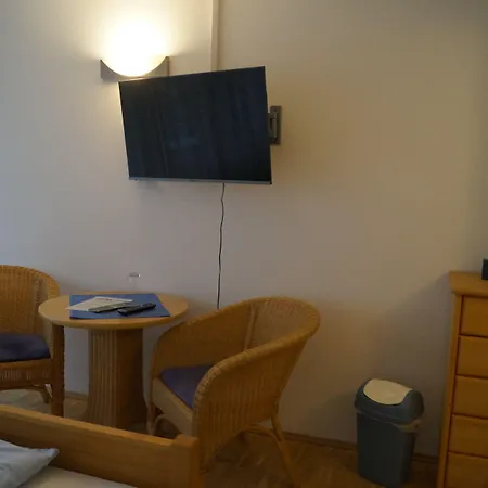Hotel im Homburger Ländchen-3