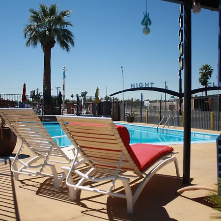 Desert Hills Motel-2