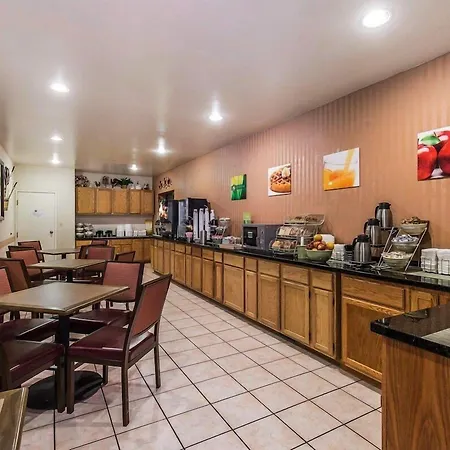 Quality Suites Moab Near Arches National Park-3