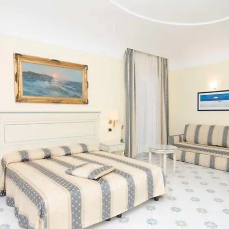 Hotel Flora Wellness & Beauty-2