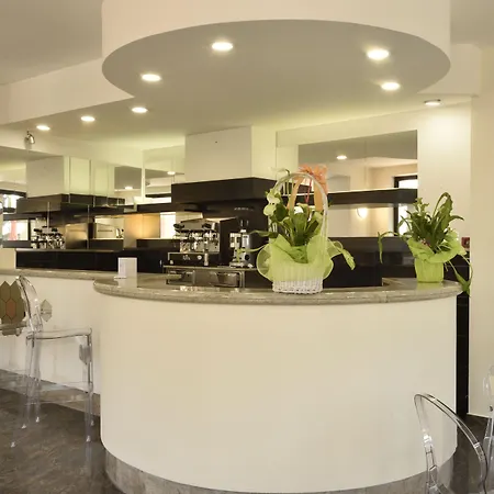 Hotel Diano Marina Mhotelsgroup-2