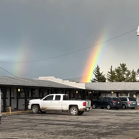 Rodeway Inn & Suites-2
