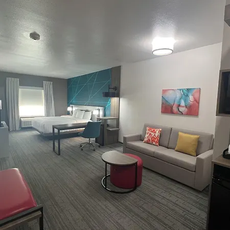Comfort Suites Desoto Dallas South-2