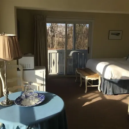The Beach Rose Inn-2