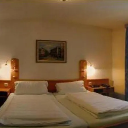 Hotel Domino-2