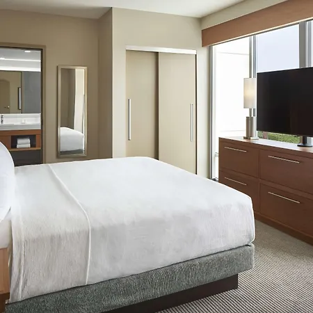 Hyatt Place Evansville-3