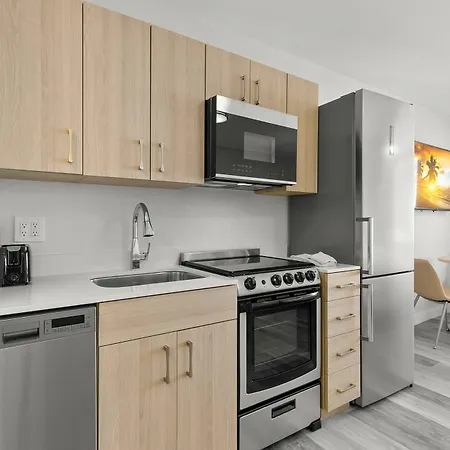 Grand Shores West-2