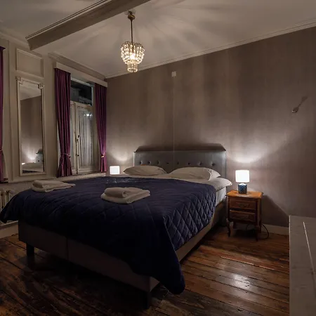 Talbot House-3