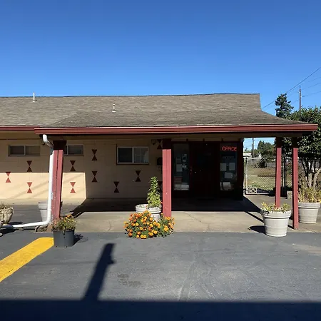 Budget Inn Motel-2