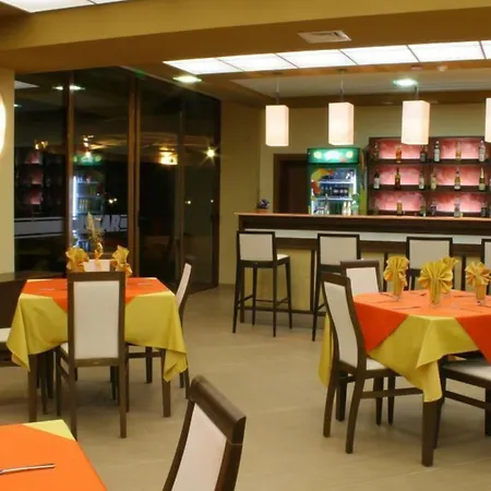 Hotel Iskar & Aquapark-2
