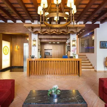 Hotel La Carolina-2