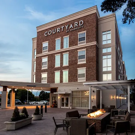 Courtyard Rochester Downtown-3
