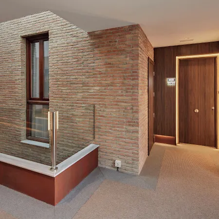 Sercotel Granada Suites-2