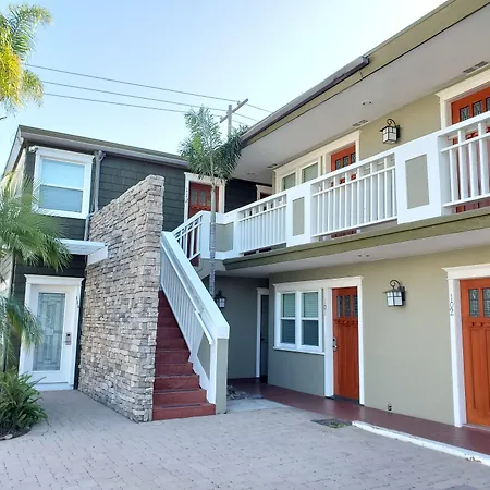 Coronado Island Inn-2