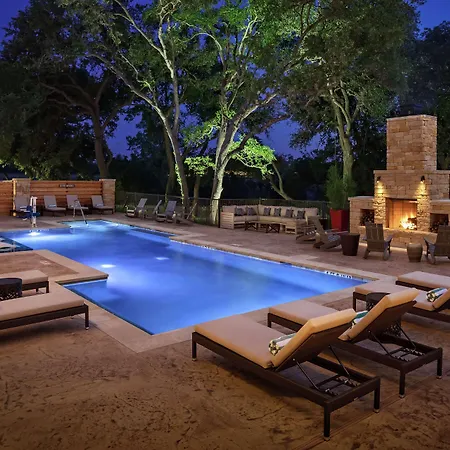 The Bevy Hotel Boerne, A Doubletree By Hilton-3