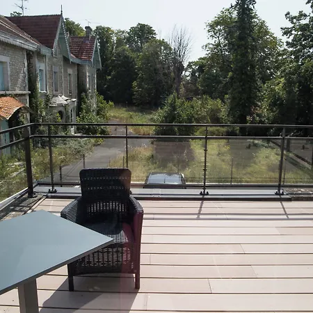 Appart-hôtel Chanzy / Angoulême-3