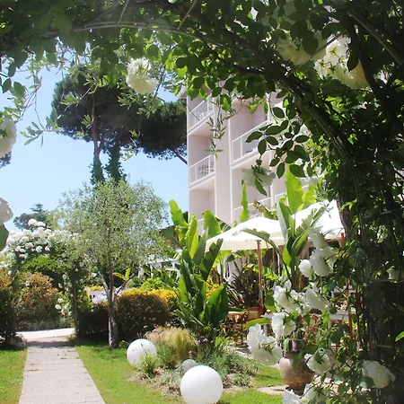 Hotel Bijou-2