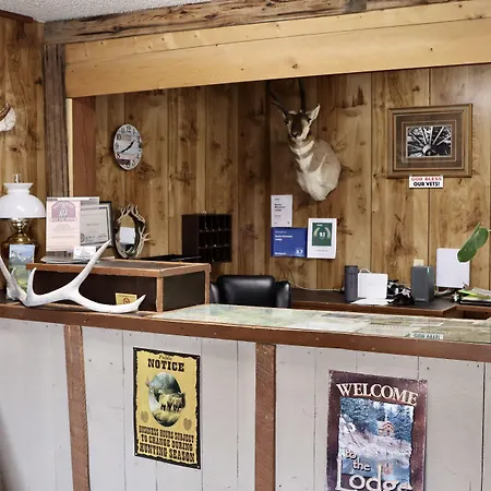 Rocky Mountain Lodge-3