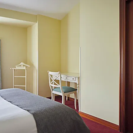 Iraipe Ongi Hotel Auto Check-In-3