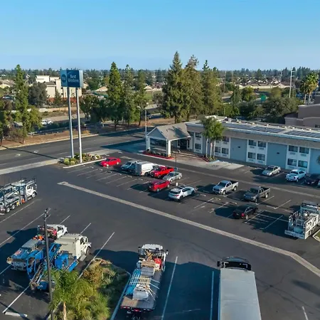 Best Western Town & Country Lodge-3