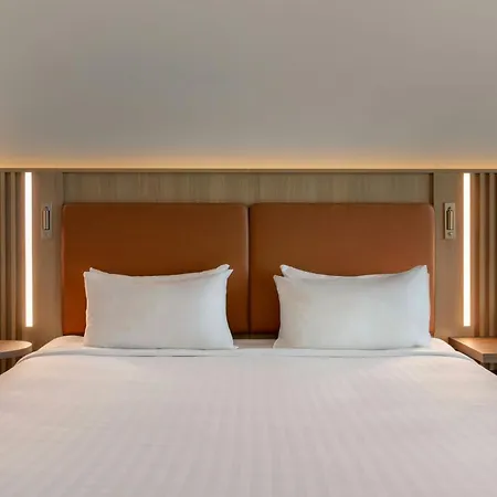 Courtyard By Marriott Bremen-3