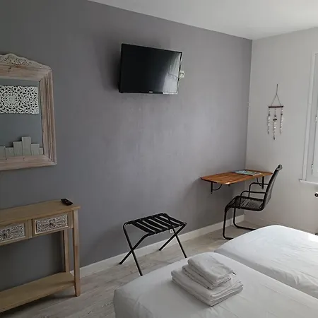 Hôtel-Relais De Trefeuntec-2