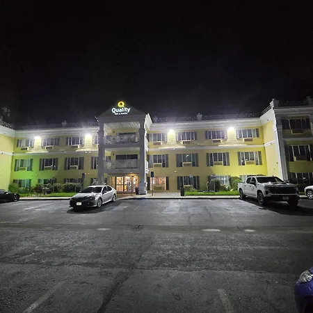 Quality Inn & Suites Tulare-2