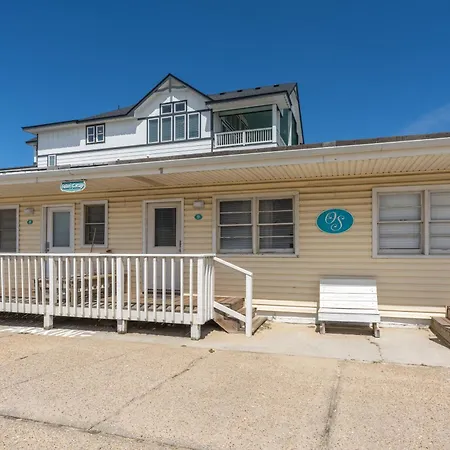 Oceanside Court By Kees Vacations-3