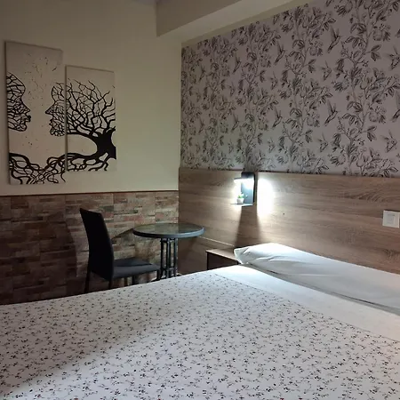 Hostal La Pastora-3