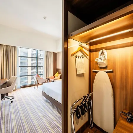 Hampton By Hilton Dubai Airport-3