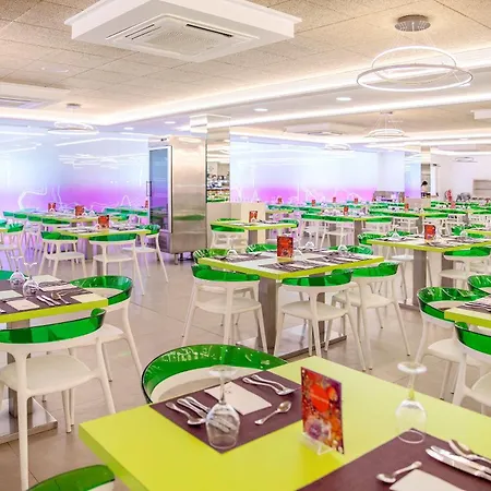 Hotel Servigroup Romana-3