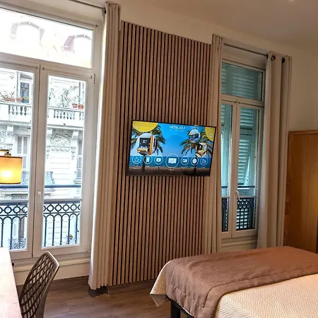H33 Hotel-2
