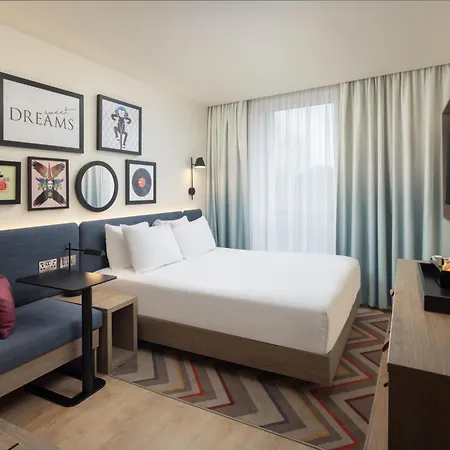 Hampton By Hilton London City-2