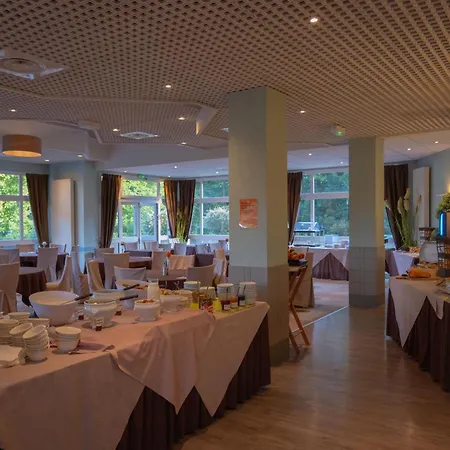 Hotel ***&Spa Vacances Bleues Villa Marlioz-3