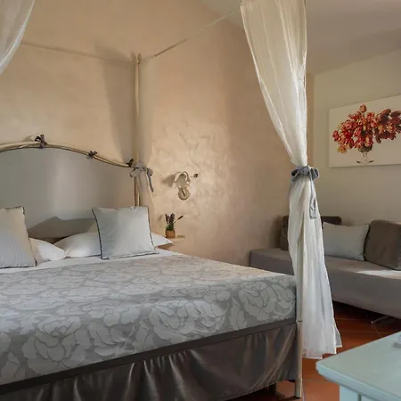 Hotel&Restaurant Casolare Le Terre Rosse-3