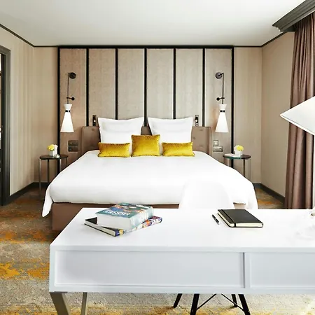 Renaissance Paris La Defense Hotel-2