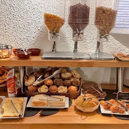 Logis Hotel Le Cerf-3