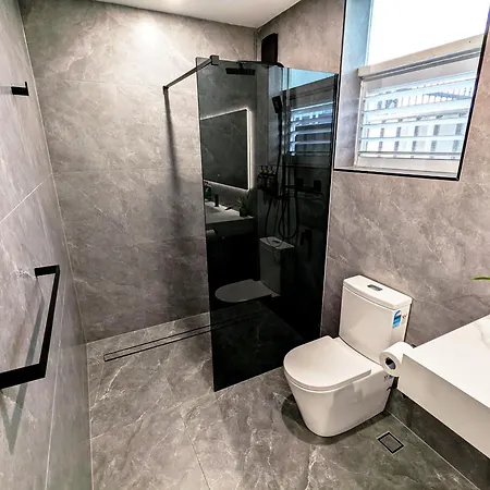 Ramada By Wyndham Cairns City Centre-2